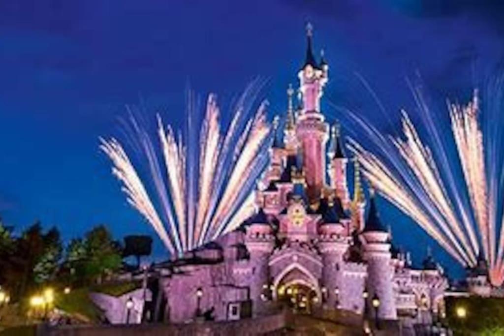 מונטבראן Proche Disney Et Paris - Studio Terrasse Et Parking Prive מראה חיצוני תמונה